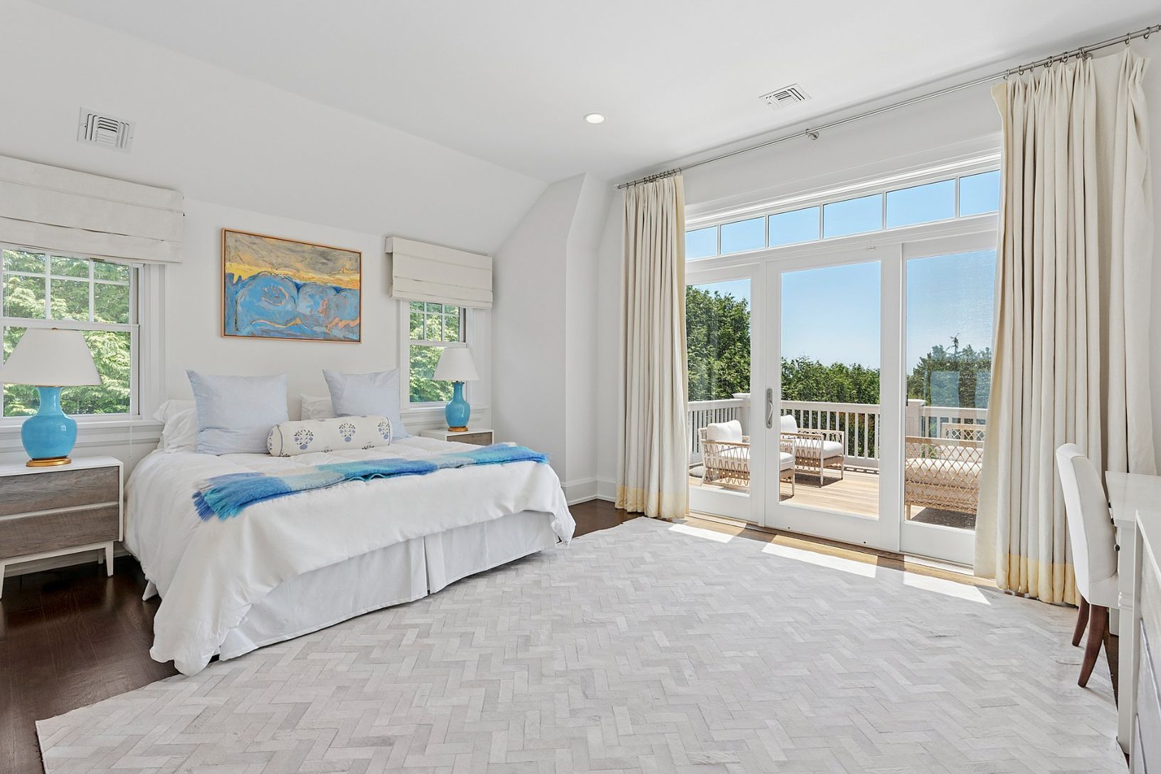 2nd floor junior primary, access to deck