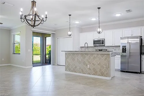 1573 Vizcaya Ln Photo 1