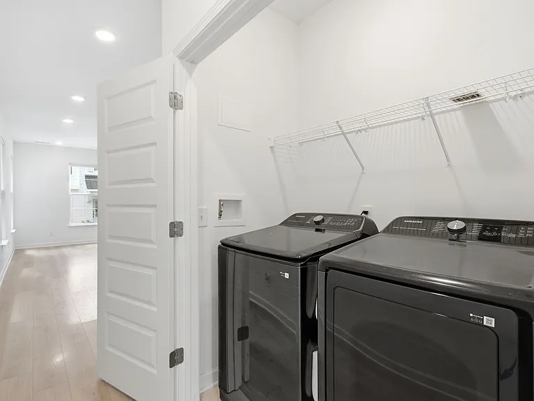 413 Drakes Way #1 — Photo 18