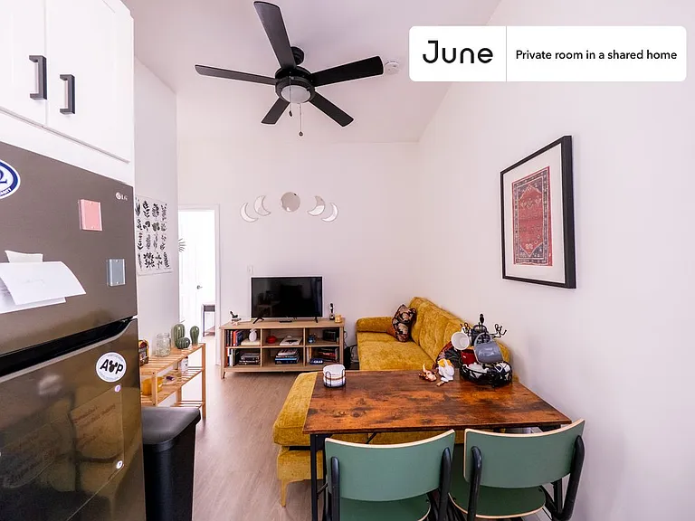 4 Stanwix St #A — Photo 9