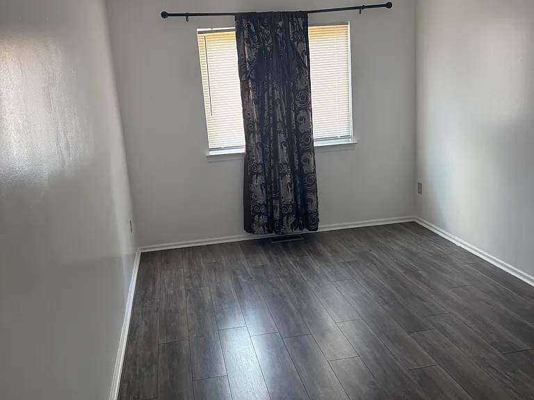 14 Saffron Dr — Photo 11