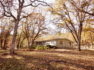 381 Sams Creek Rd, Gold Hill, OR 97525