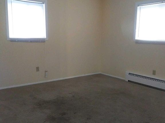 4th image of 2305 School St
