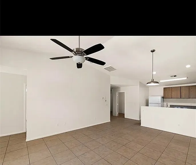 66915 Vista Pl — Photo 2