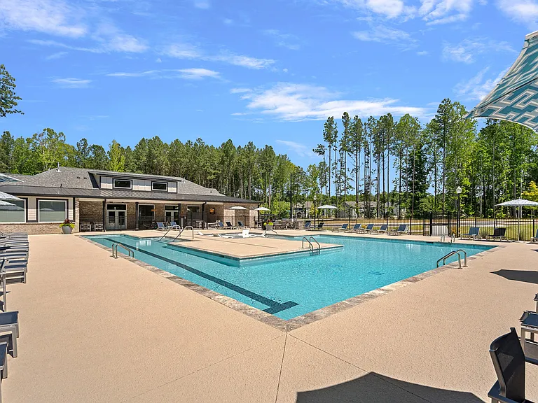 Comet North Raleigh — Photo 11