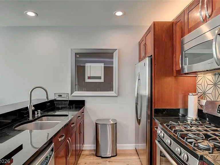 4575 Dean Martin Dr #2405 — Photo 16