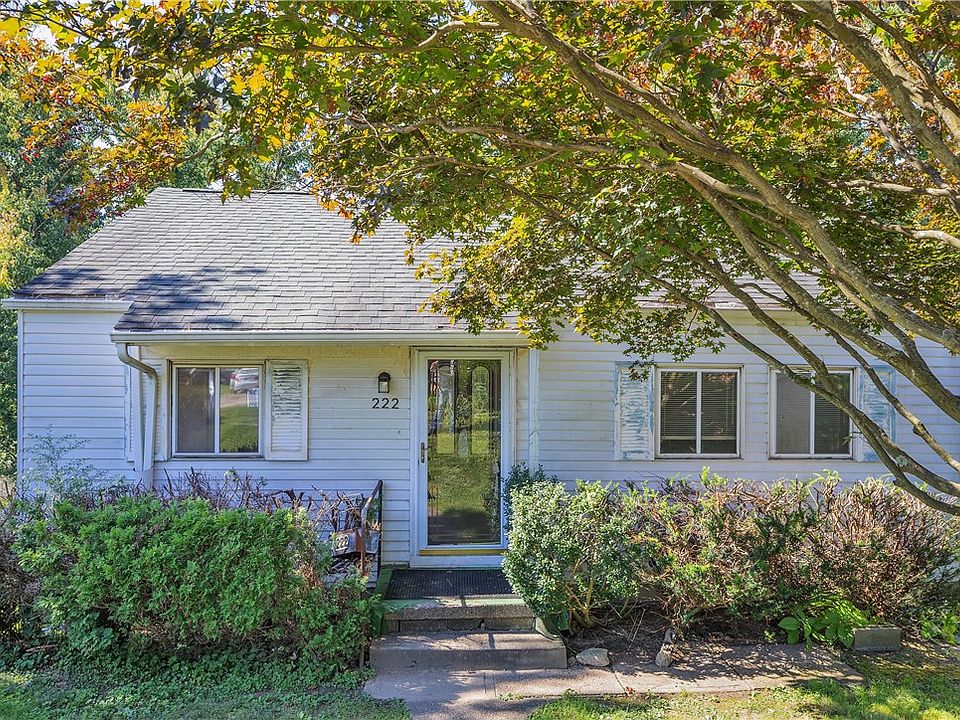 1st image of 222 Victoria Dr