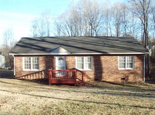 1105 Windover Rd, Randleman, NC 27317