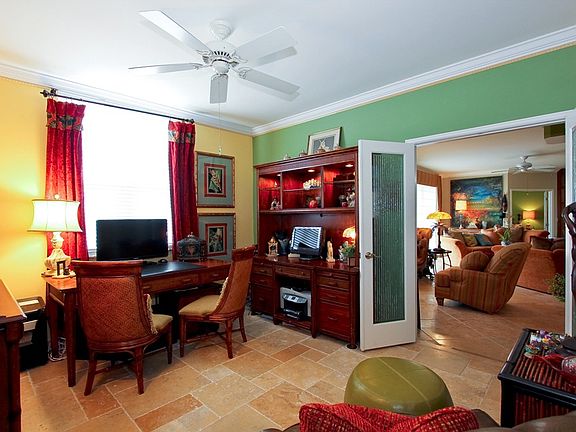 5th image of 651 Okeechobee Blvd APT 1011