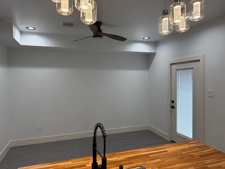 214 S Avenue I #214 — Photo 23