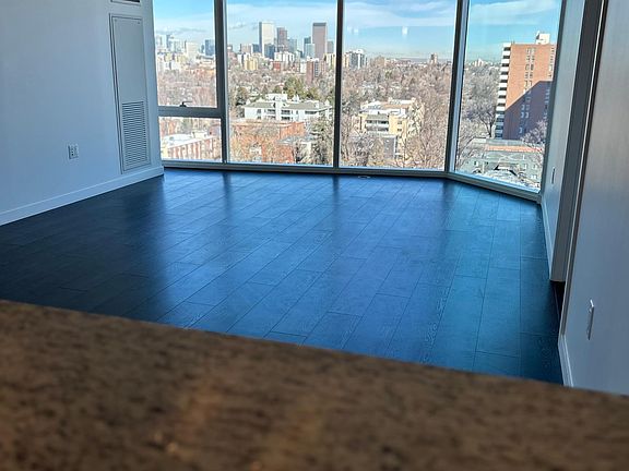 4th image of 89 N Corona St #E1004