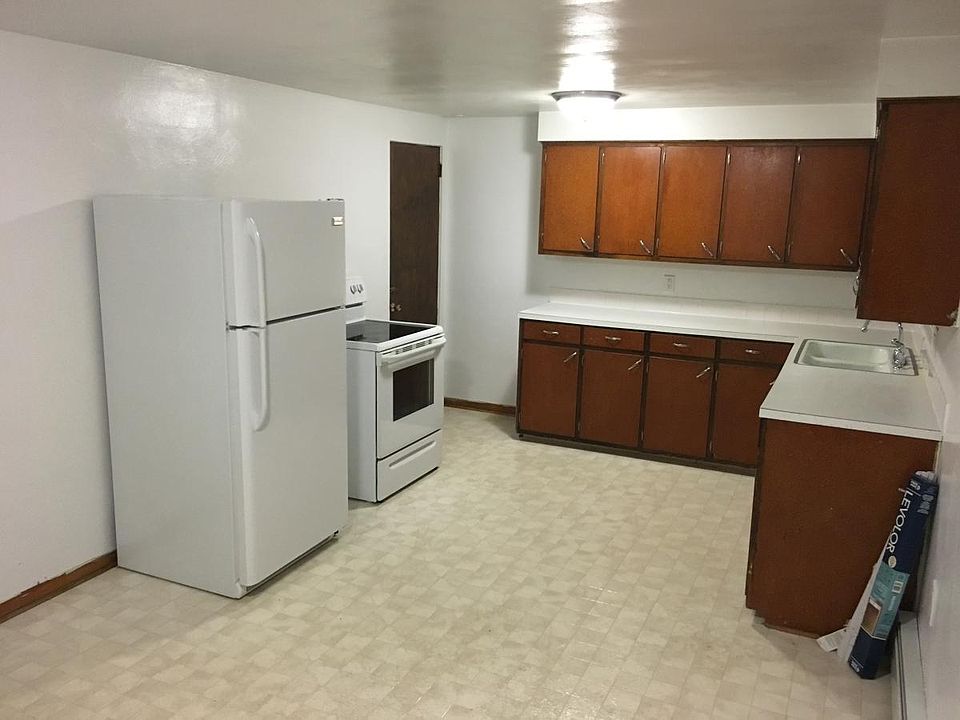 Kitchen - New Stove/Refrigerator