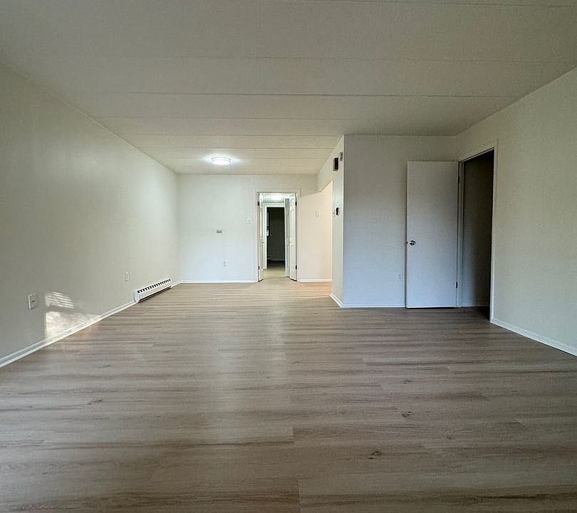 Building Photo 5