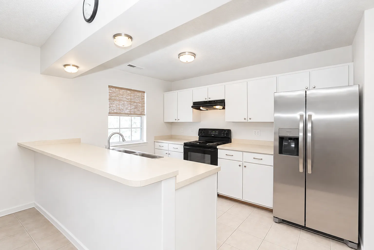 2 bed, 1254 sqft, $2,100 — Photo 4