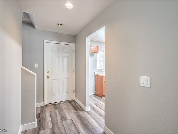 3rd image of 9117 Careful Canvas Ave