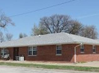 101 1st St #1, Melbourne, IA 50162