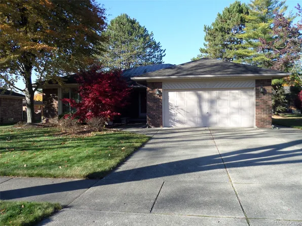 14170 Bangor Dr, Sterling Heights, MI 48313