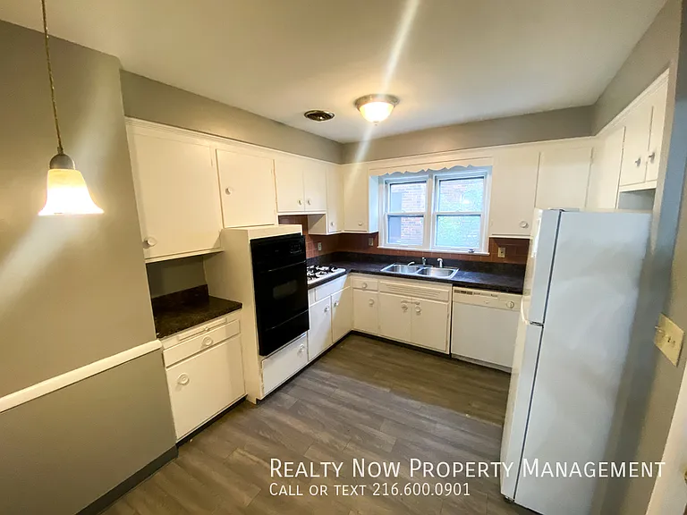 1504 Sherbrook Rd #1-1504SHERBROOK1 — Photo 12