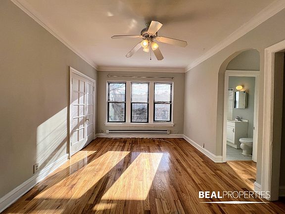 2nd image of 4614 N Paulina St APT 406