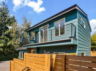 10213 40th Ave SW #C, Seattle, WA 98146