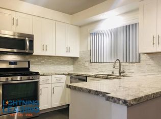 406 N Palm Dr #202D, Beverly Hills, CA 90210