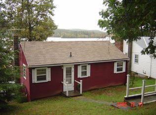 1 Waterfront Way, Holland, MA 01521