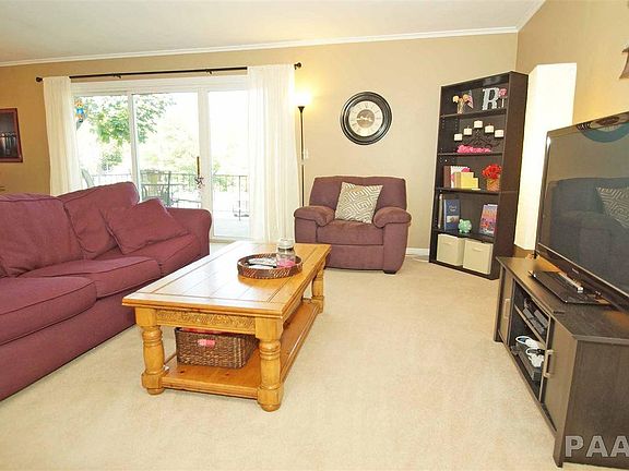 5th image of 810 W Loire Ct APT 204B