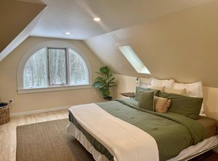 19 Cobb Hill Rd, Camden, ME 04843