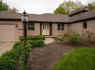 1466 Winterberry Ct, Hermitage, PA