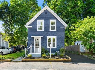 11 Central St, Merrimac, MA 01860