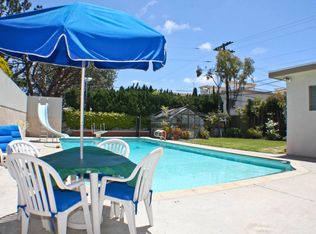 7226 Arizona Ave, Los Angeles, CA 90045