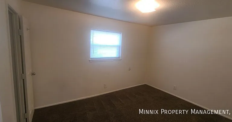 711 S Austin Ave #212 — Photo 2