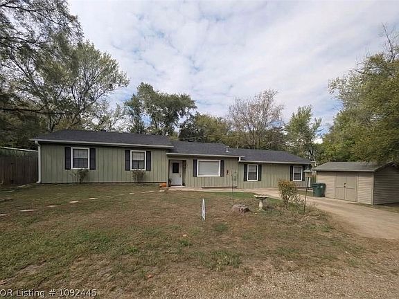 2nd image of 1403 Branch St