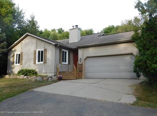 665 S Waverly Rd, Eaton Rapids, MI 48827