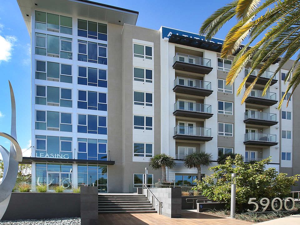 Altitude Apartments Exterior