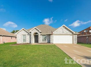 919 Bermuda St, Forney, TX 75126