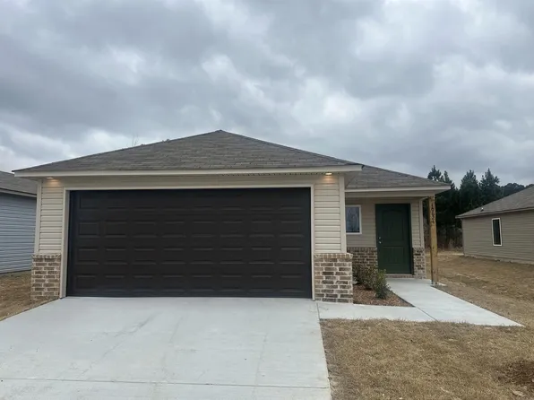 10624 Mason Dr, North Little Rock, AR 72113