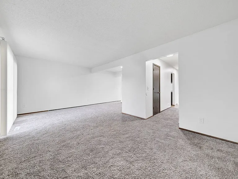 Rice Creek Townhouses — Photo 18