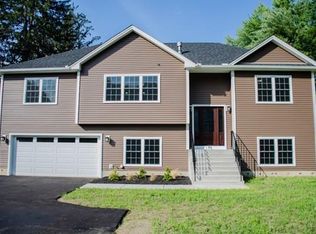 39 Federal St, Agawam, MA 01001