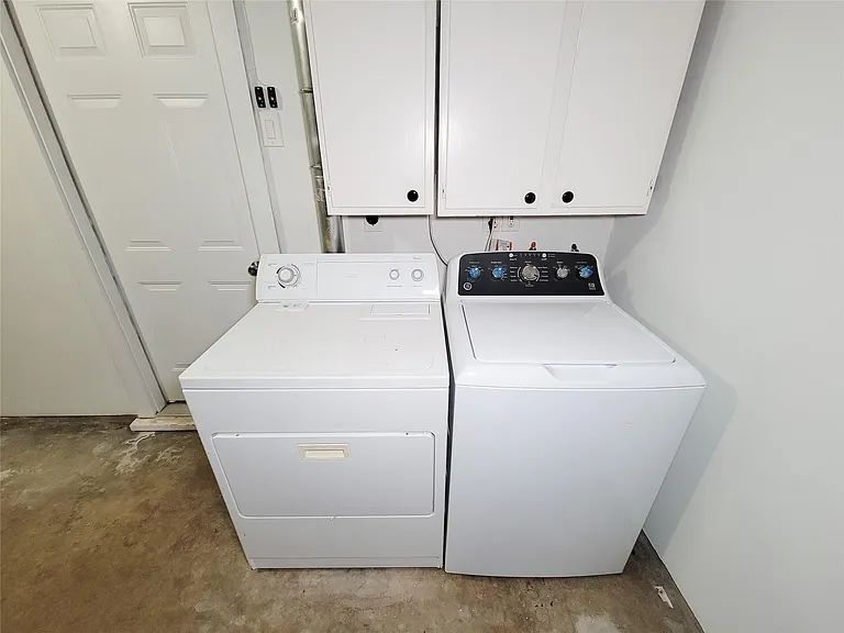 5846 Ettrick Dr — Photo 33