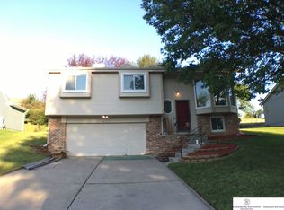 5712 N 126th Ave, Omaha, NE 68164