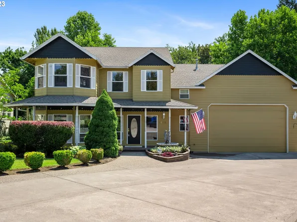 1455 SE Hickory Pl, Gresham, OR 97080