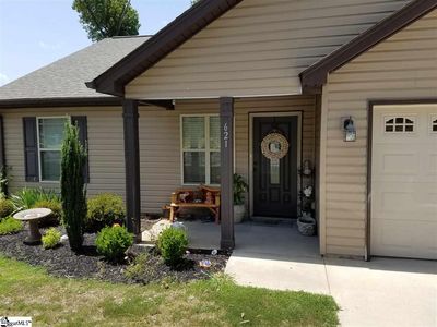 621 Chastine Dr, Spartanburg, SC, 29301