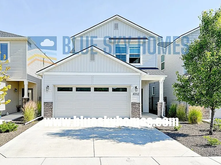 4112 E Blueberry St — Photo 1