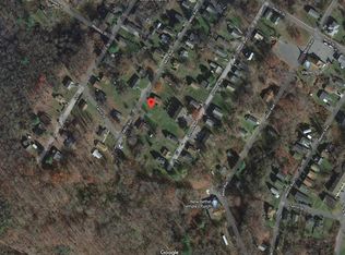 Mills Ave, Beckley, WV 25801