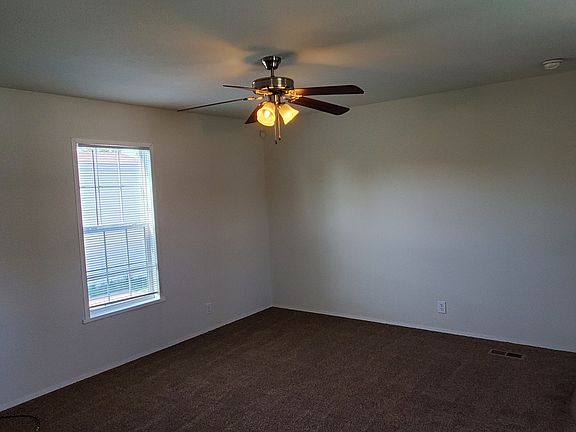 4th image of 7040 Shawnee Dr #515