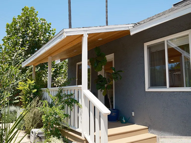 261 S Avenue 52 — Photo 19