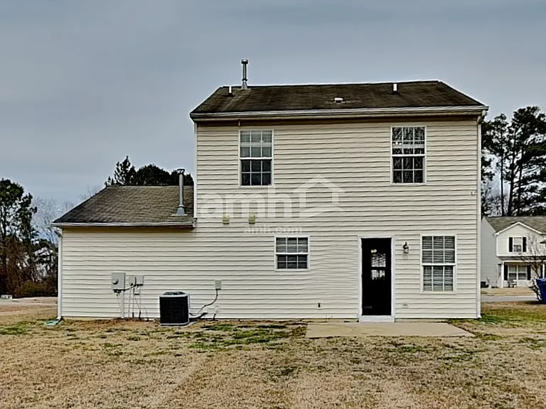 205 N Fuquay Springs Ave — Photo 21
