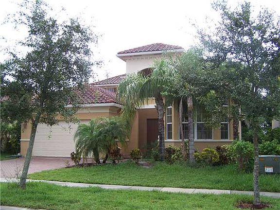 2nd image of 9637 Cobblestone Creek Dr