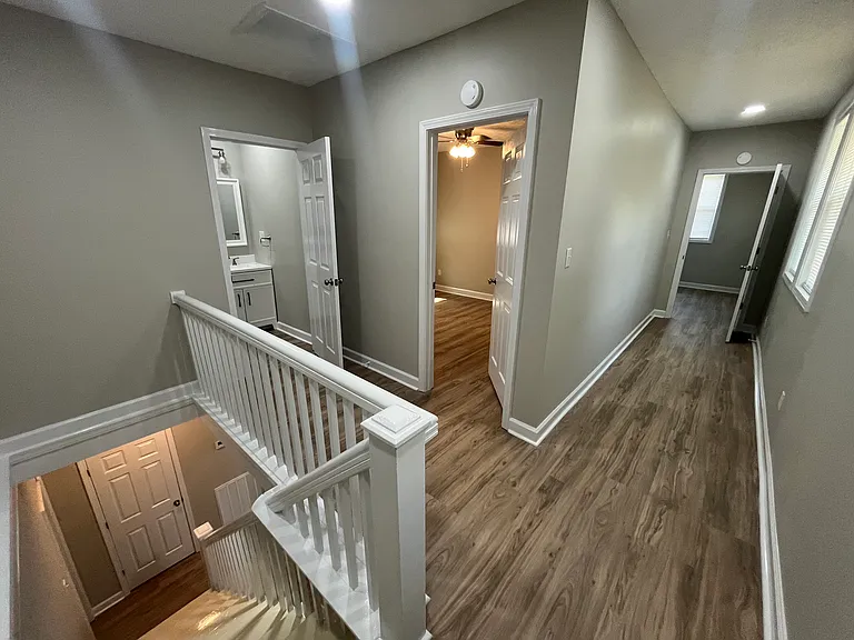 806 White Rose St — Photo 8